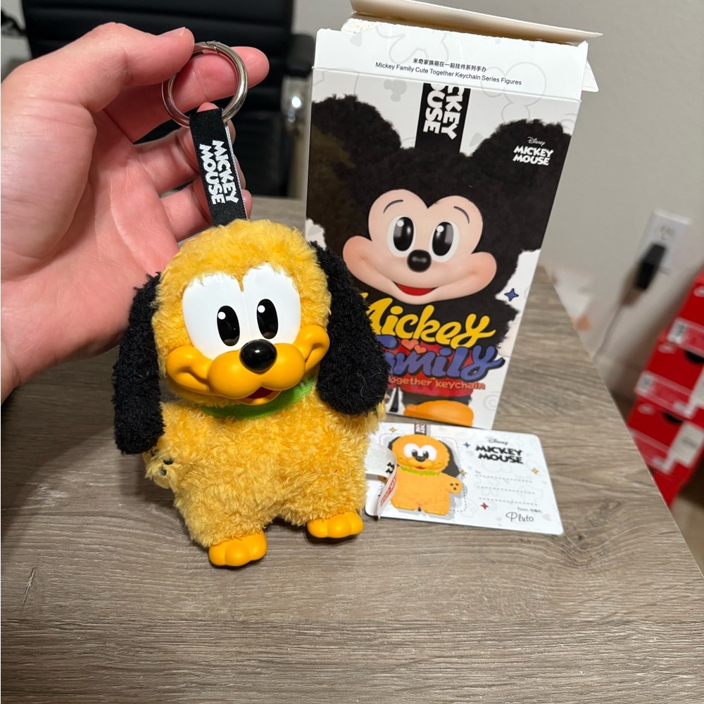 100% authentic Pop Mart Disney Mickey Family Cute Together Plush Keychain Pluto